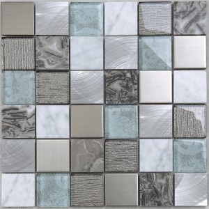 Najnowsza konstrukcja aluminiowa metalowa mieszana marmurowa mozaika szklana do kuchni Backsplash ściany